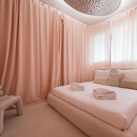 Le Boudoir Iconic 4 Guests Apartment Cannes